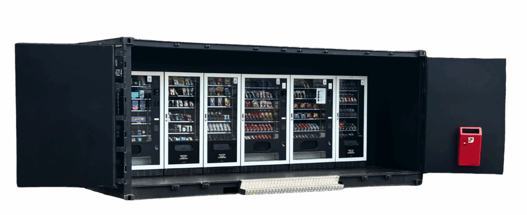 Automaten für Snacks und Getränke im Verkaufscontainer.