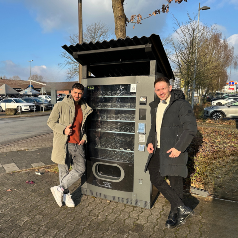 vendvibe-verkaufsautomaten Salon Tegbas – Outdoor Verkaufsautomat in Bad Essen vendvibe